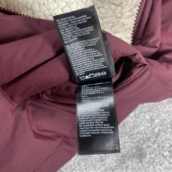 North Face Vest Womens Small Reversible Puffer Sherpa Zip Up Wine Purple - Picture 7 of 16